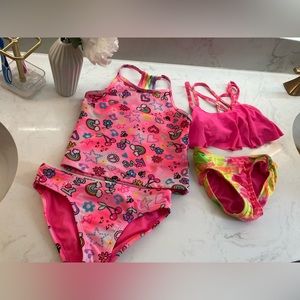 Girls swimsuits 4/5 and 5/6